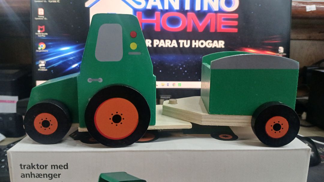 Tractor de madera